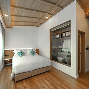 Deluxe Zimmer mit Kingsize-Bett